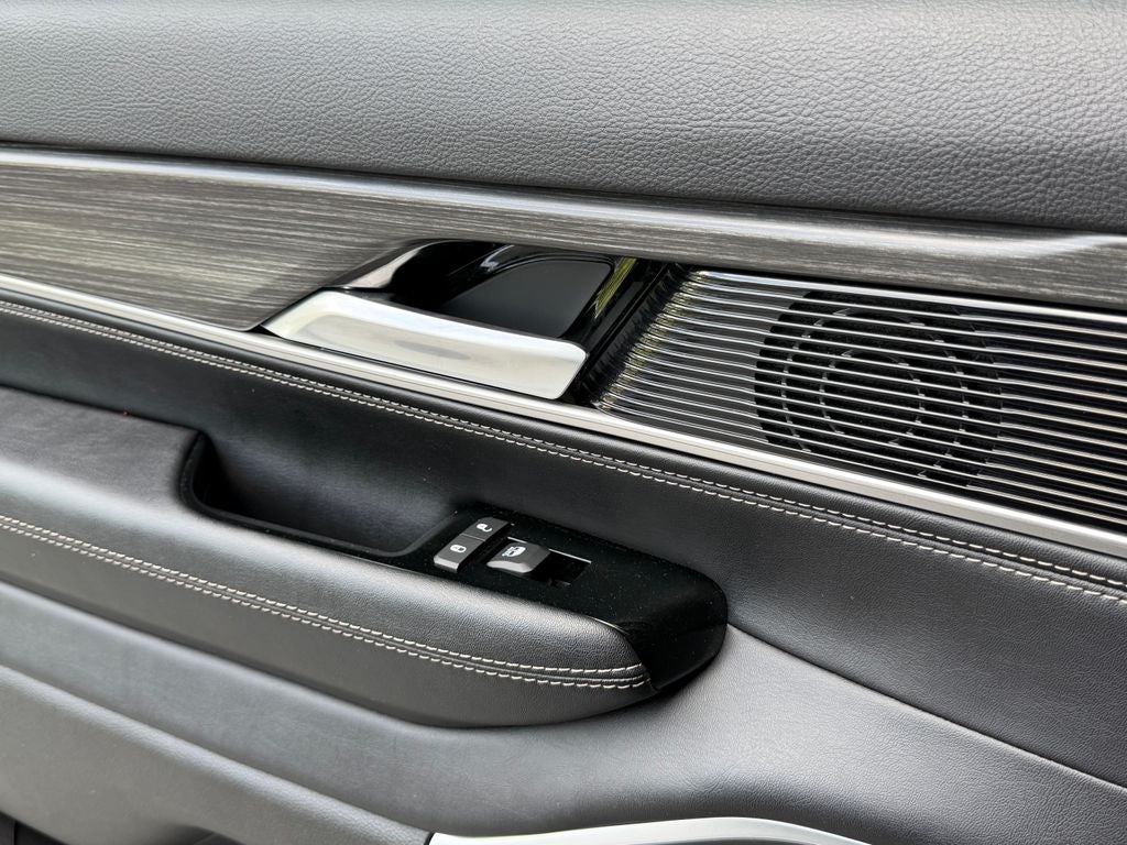 2024 Jeep Wagoneer Series III
