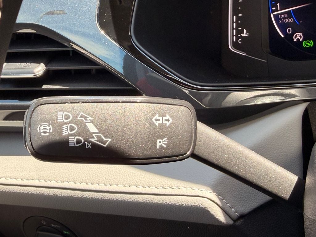 2024 Volkswagen Taos 1.5T SEL
