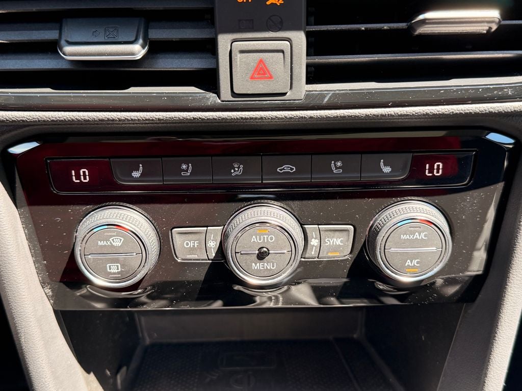 2024 Volkswagen Taos 1.5T SEL