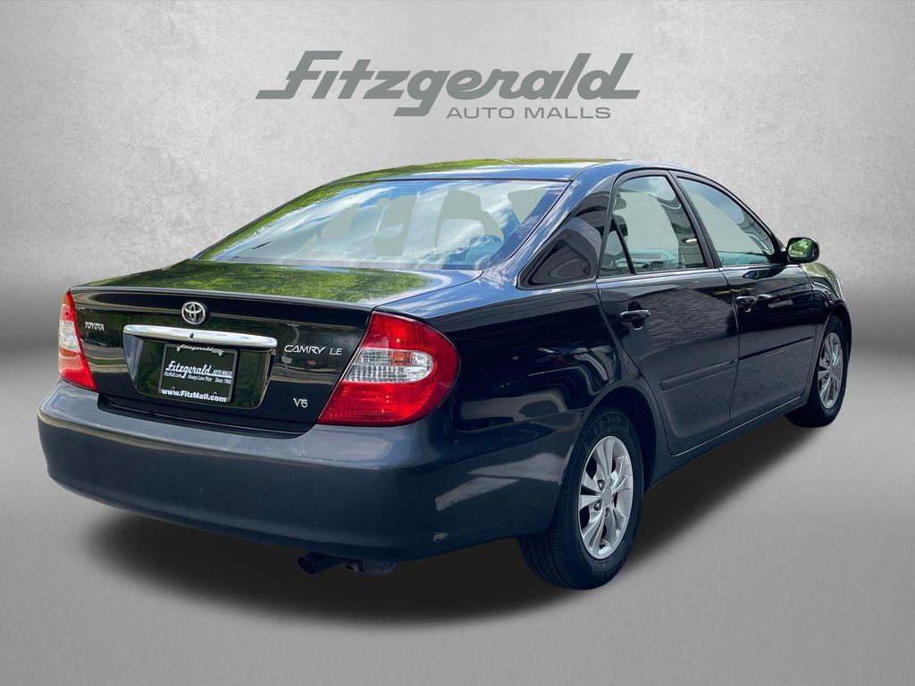 2004 Toyota Camry LE