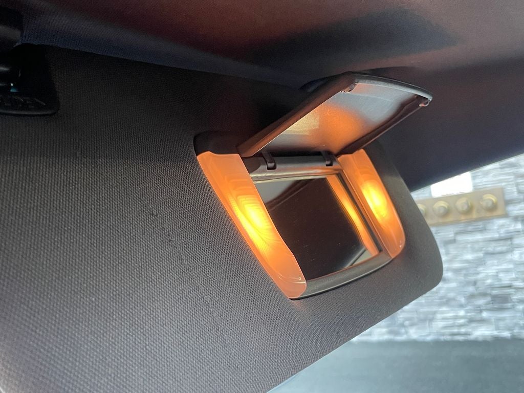 2022 Toyota Avalon Hybrid Limited