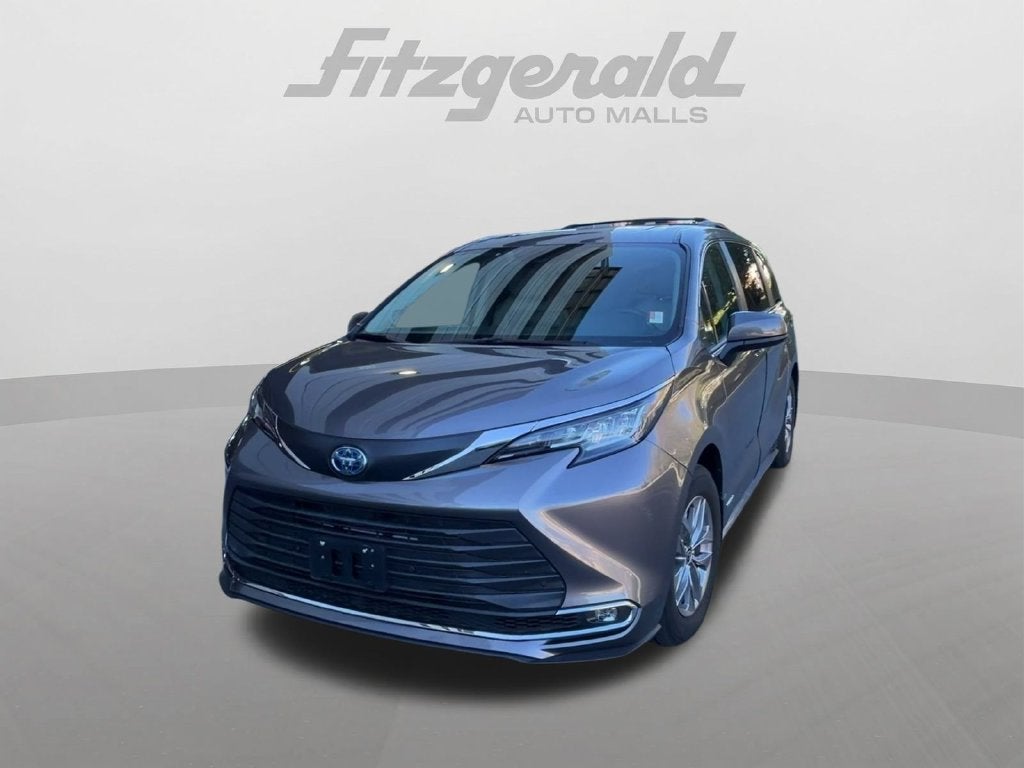 2021 Toyota Sienna XLE 7 Passenger