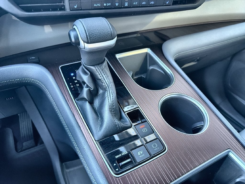 2021 Toyota Sienna XLE 7 Passenger