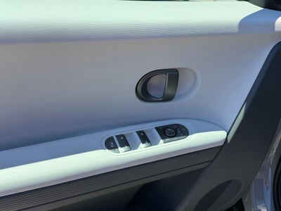 2025 Hyundai IONIQ 5 SEL