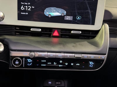2024 Hyundai IONIQ 5 SE