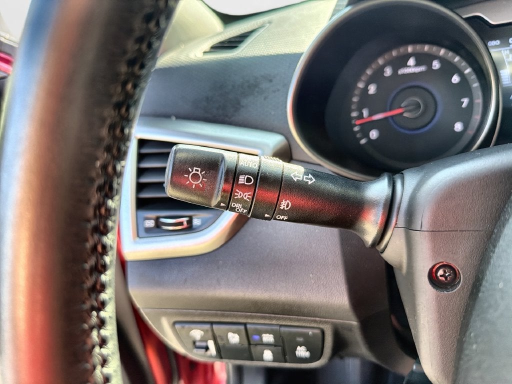 2015 Hyundai Veloster Base