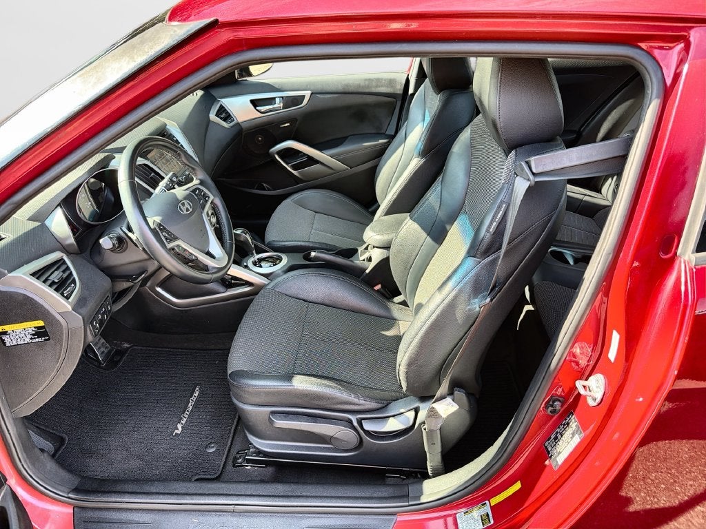 2015 Hyundai Veloster Base