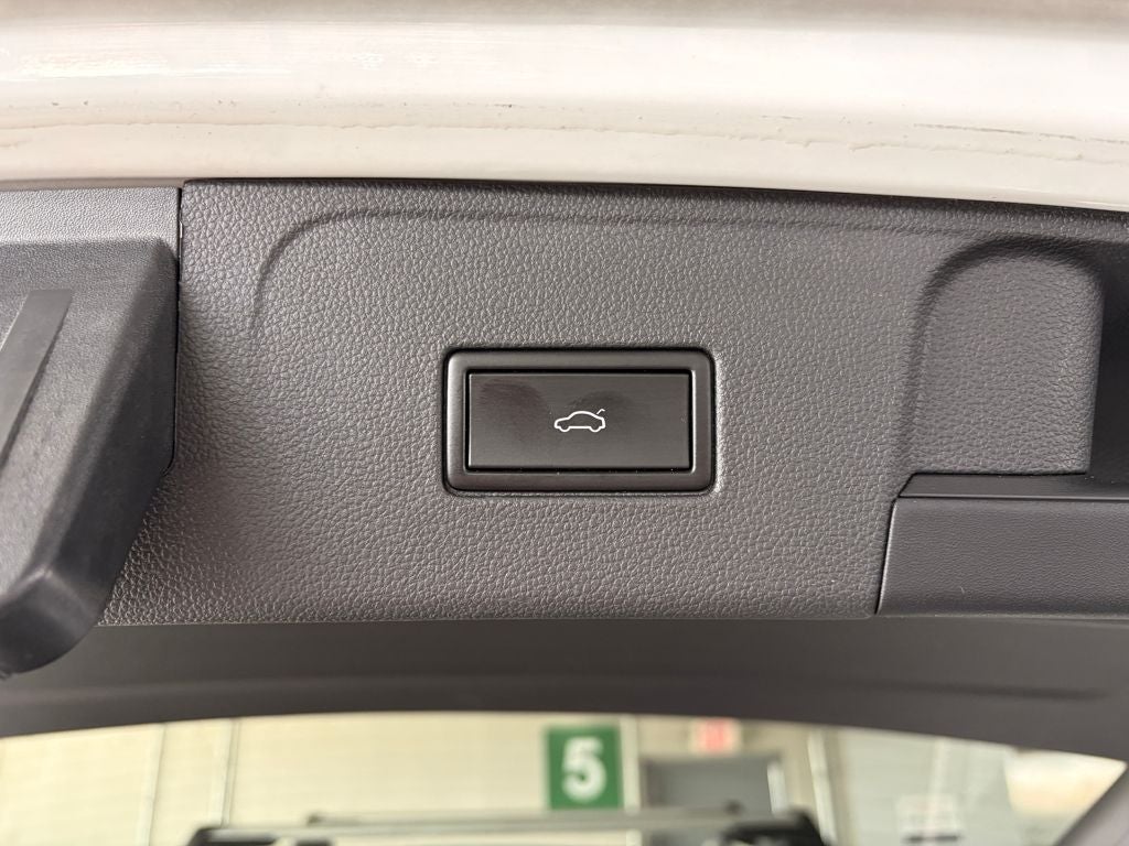 2018 Volkswagen Atlas 3.6L V6 SE w/Technology