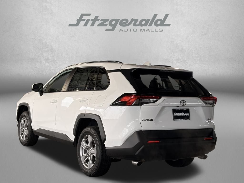 2025 Toyota RAV4 XLE