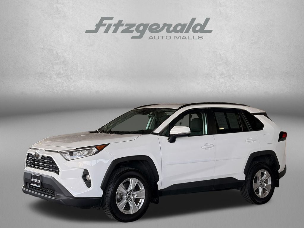 2020 Toyota RAV4 XLE