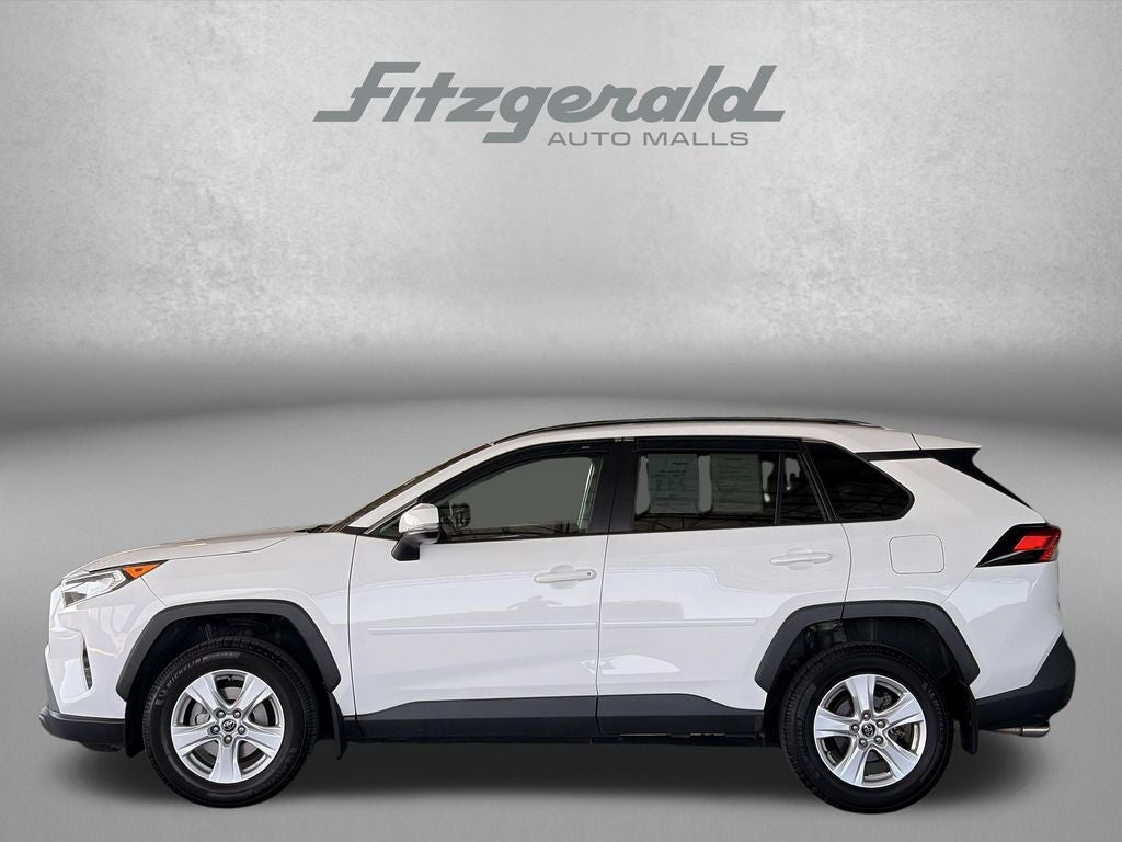 2020 Toyota RAV4 XLE