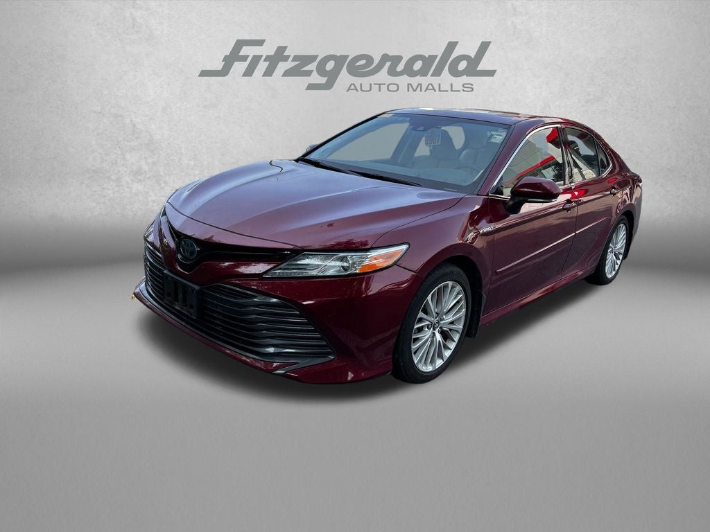 2019 Toyota Camry Hybrid XLE