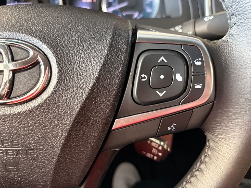 2017 Toyota CAMRY XLE