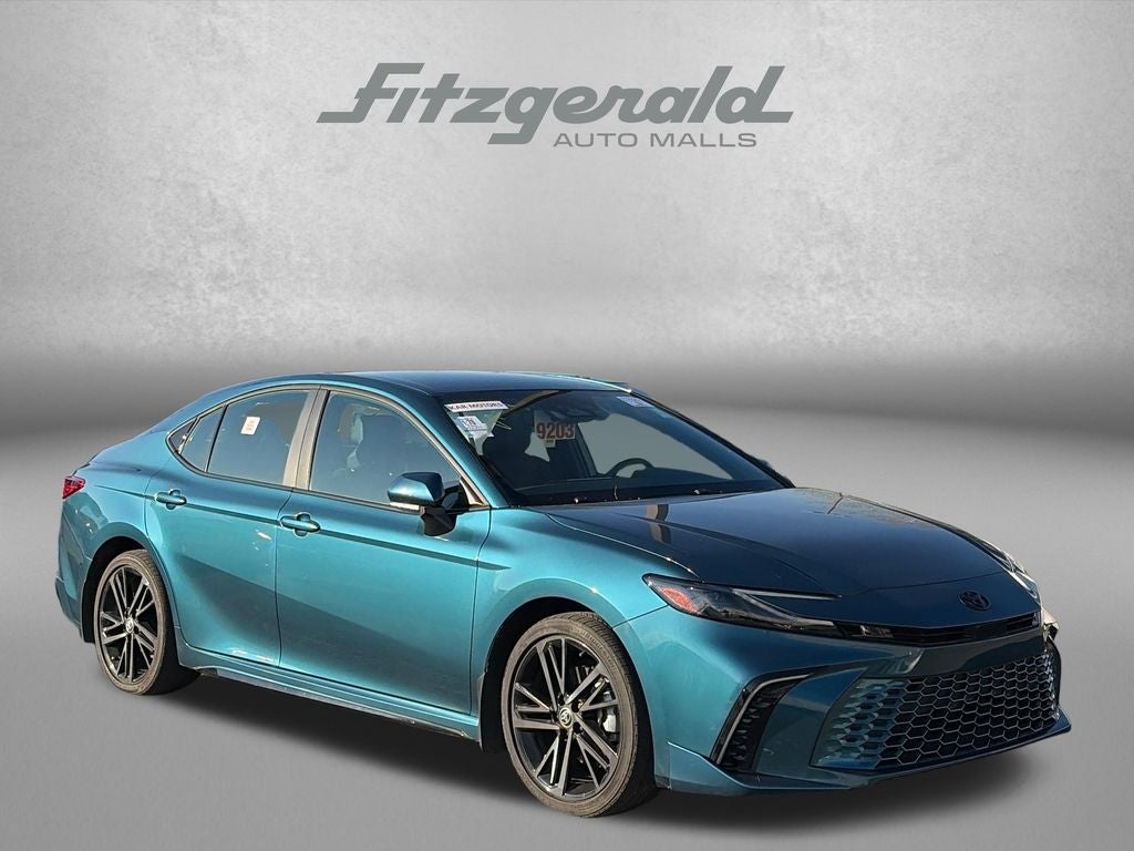 2025 Toyota CAMRY XSE