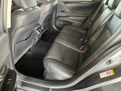 2019 Lexus ES 350