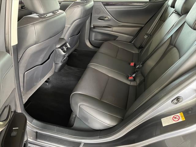 2019 Lexus ES 350