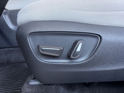 2025 Toyota GRAND HIGHLANDER LE