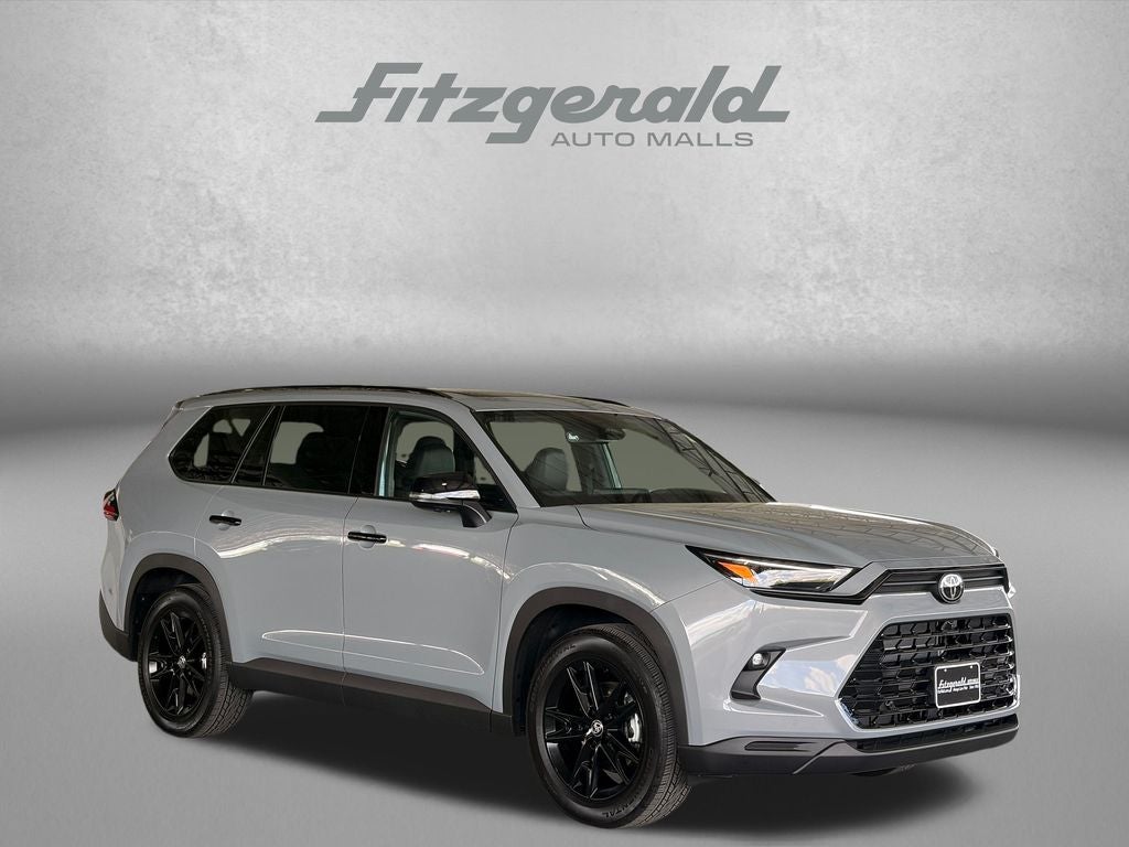 2026 Toyota GRAND HIGHLANDER HEV Nightshade Edition