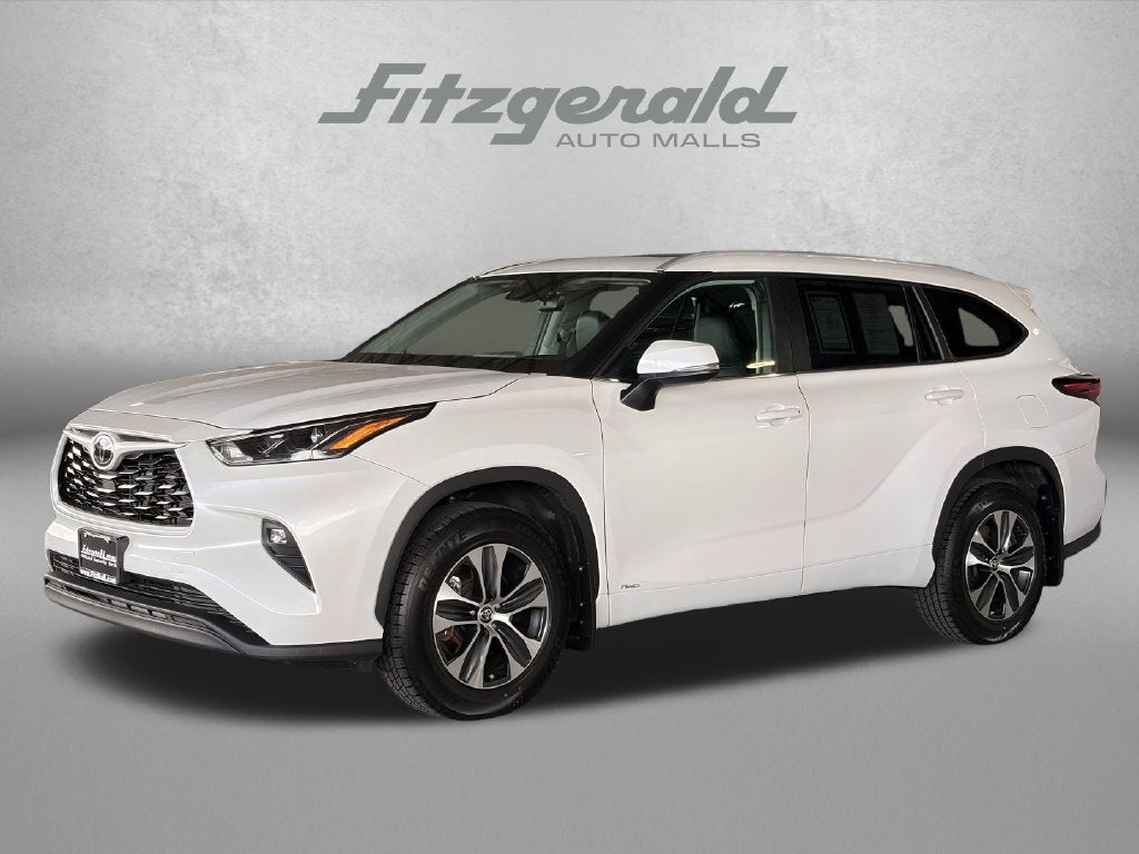 2025 Toyota Highlander Hybrid XLE