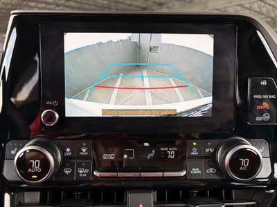 2025 Toyota Highlander Hybrid XLE