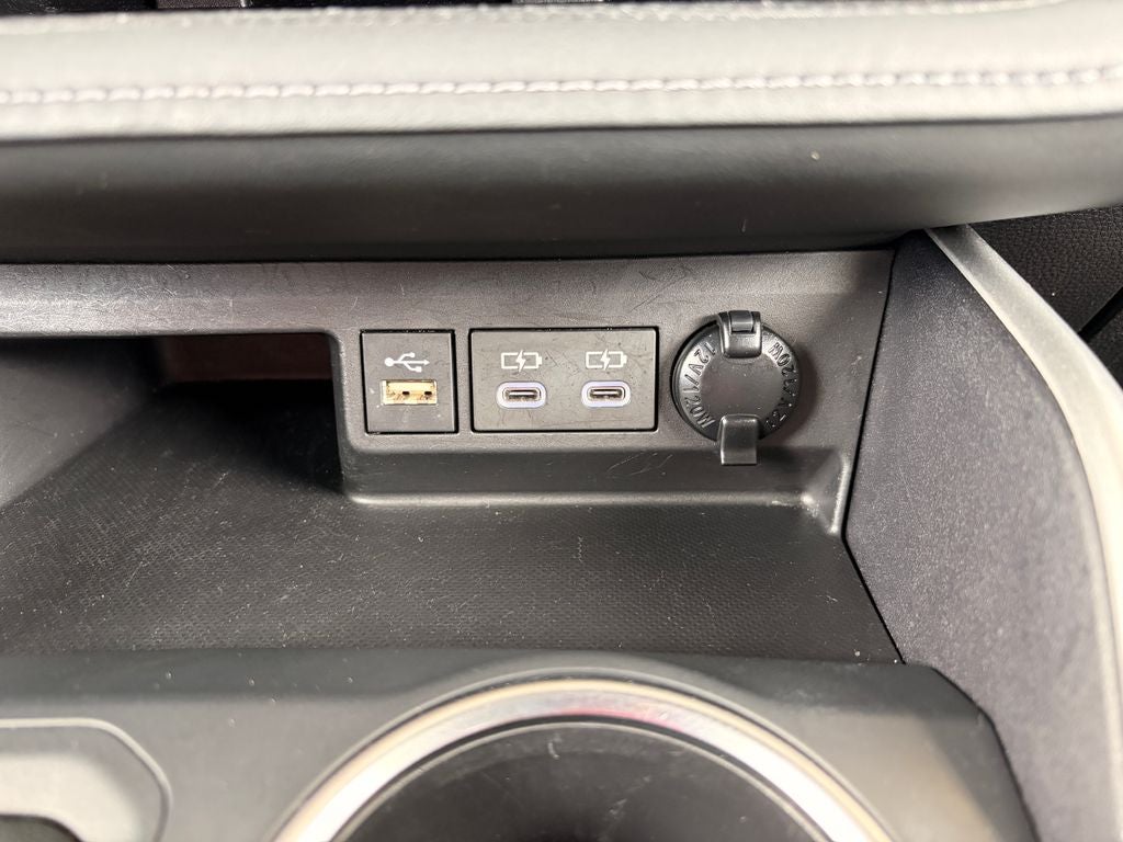 2025 Toyota Highlander Hybrid XLE