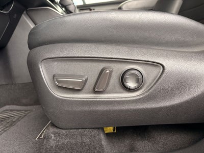 2025 Toyota Highlander Hybrid XLE