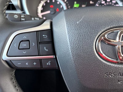 2025 Toyota Highlander XLE