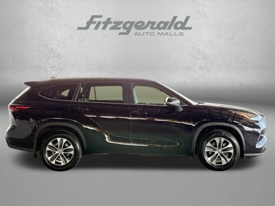 2025 Toyota Highlander XLE