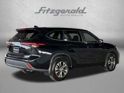 2026 Toyota Highlander XLE