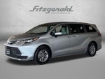 2025 Toyota Sienna LE 8 Passenger
