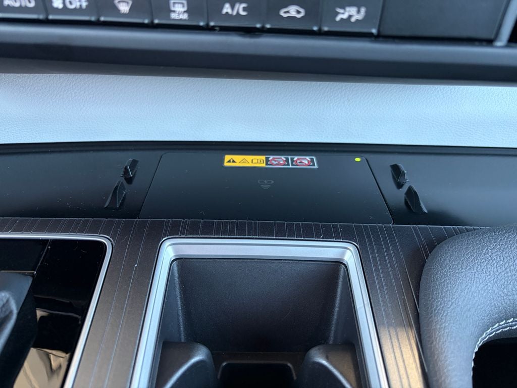 2025 Toyota Sienna LE 8 Passenger