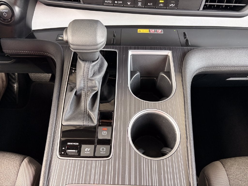 2026 Toyota Sienna LE 8 Passenger