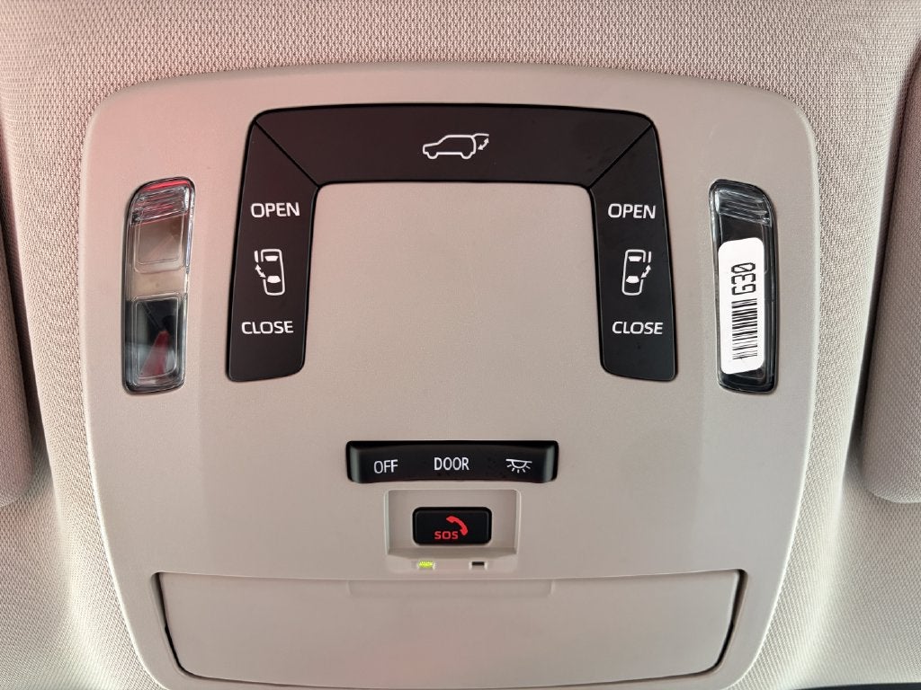 2026 Toyota Sienna LE 8 Passenger
