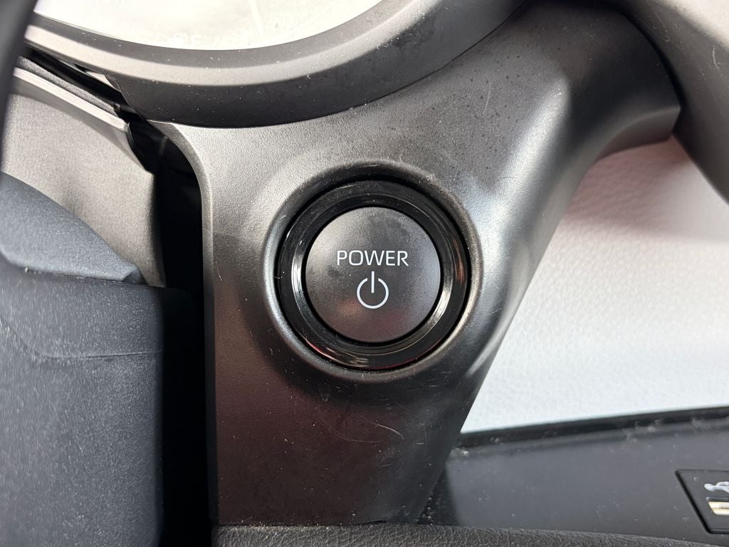 2025 Toyota SIENNA XLE XLE 8 Passenger