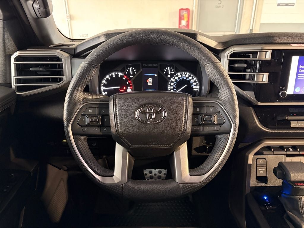 2025 Toyota TUNDRA 4X4 SR5
