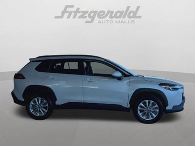 2024 Toyota Corolla Cross LE
