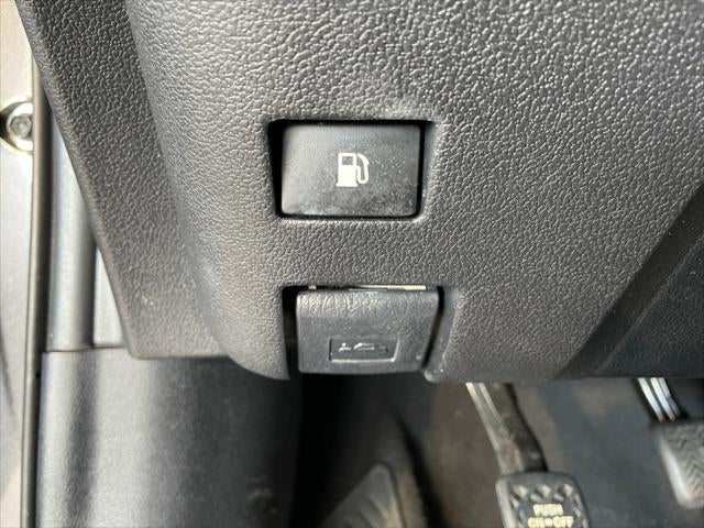 2021 Toyota Prius LE
