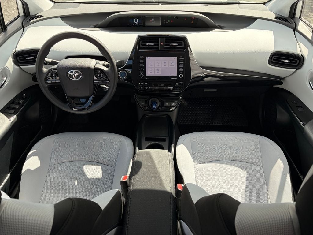 2022 Toyota PRIUS L