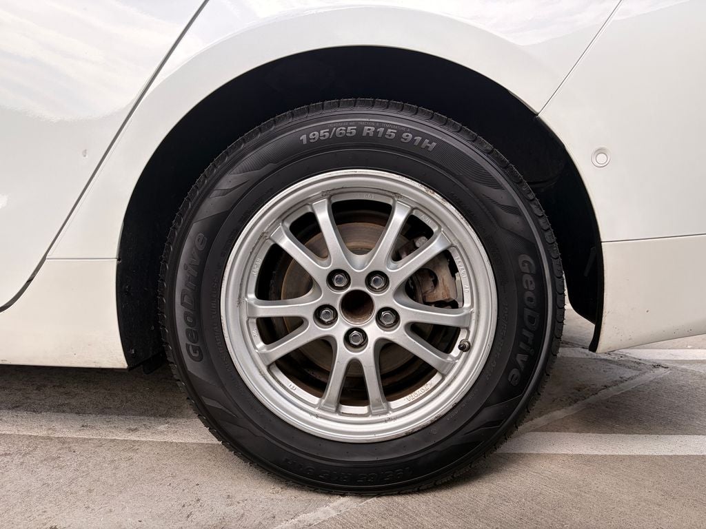 2018 Toyota PRIUS Two