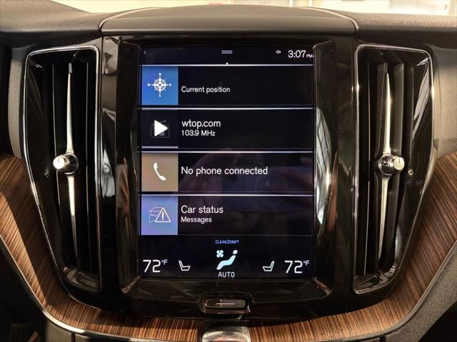 2021 Volvo XC60 T5 Momentum