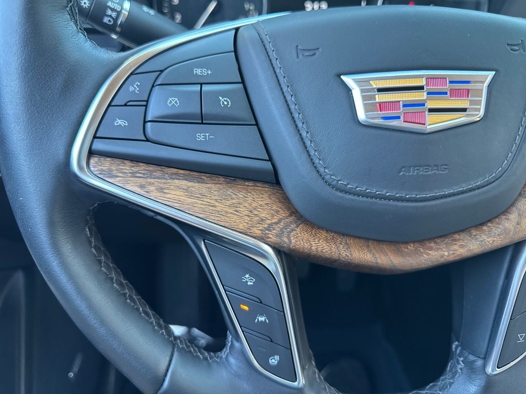 2023 Cadillac XT5 Premium Luxury