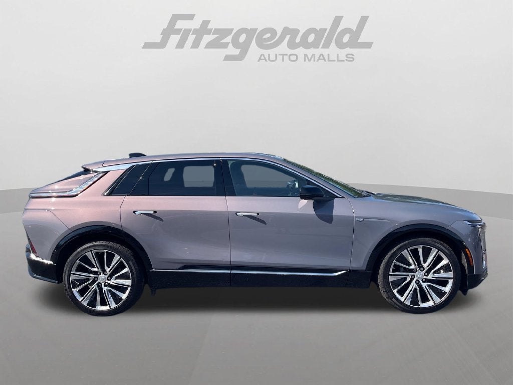 2025 Cadillac LYRIQ Luxury