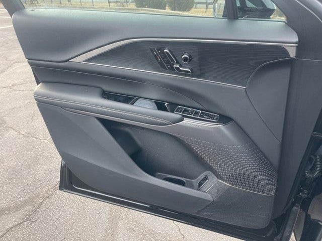 2025 Cadillac LYRIQ Sport