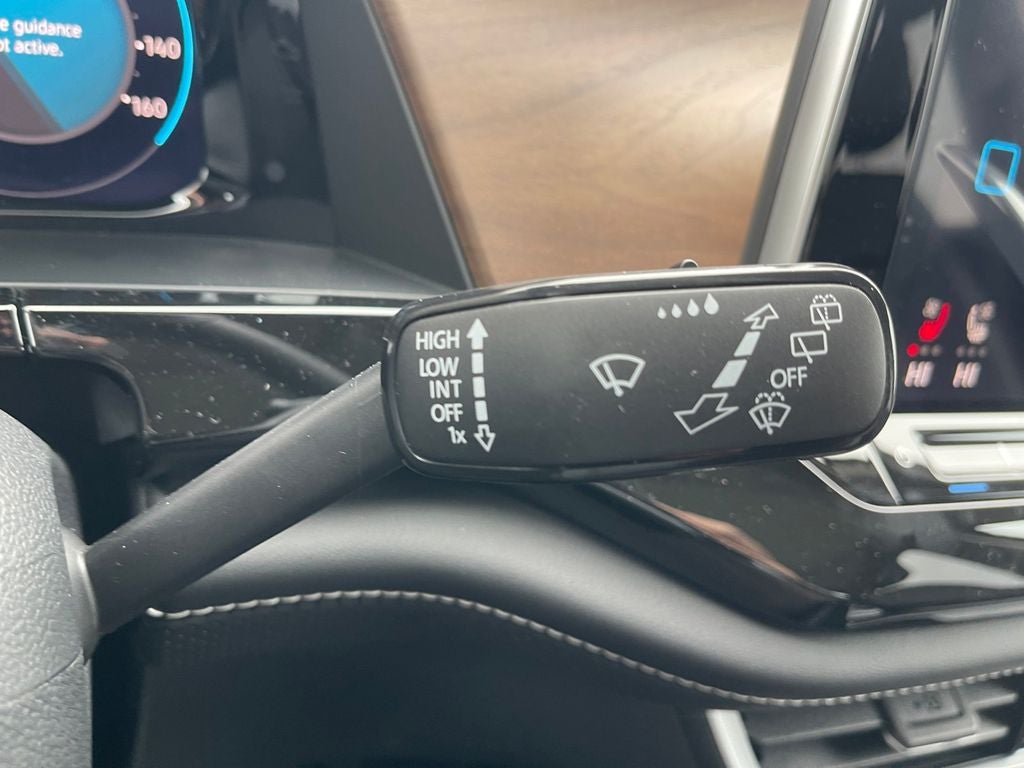 2026 Volkswagen Atlas 2.0T SE w/ Technology