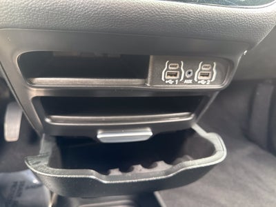 2024 Chrysler Pacifica Touring