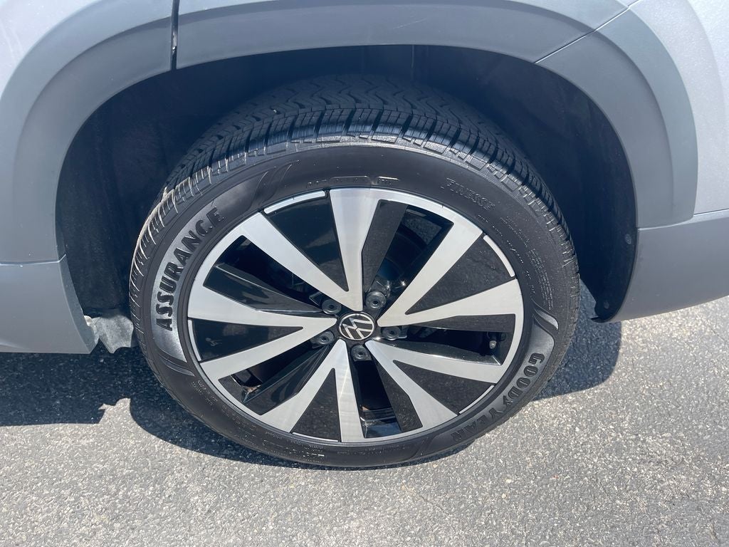 2024 Volkswagen Taos 1.5T SE