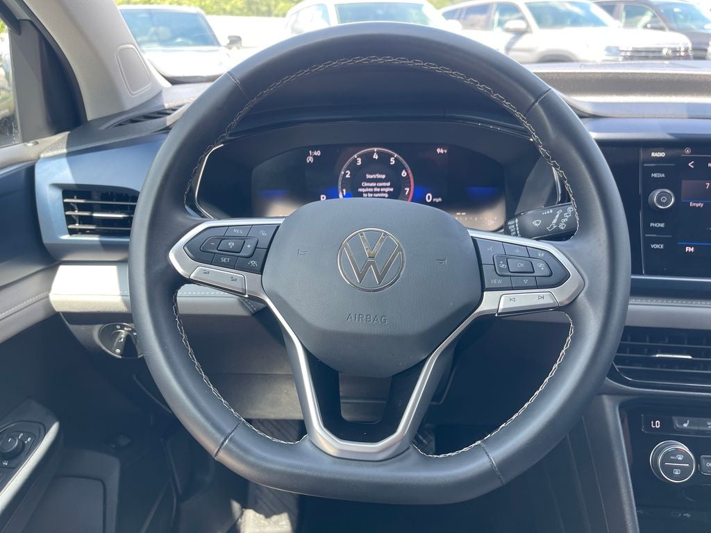 2024 Volkswagen Taos 1.5T SE