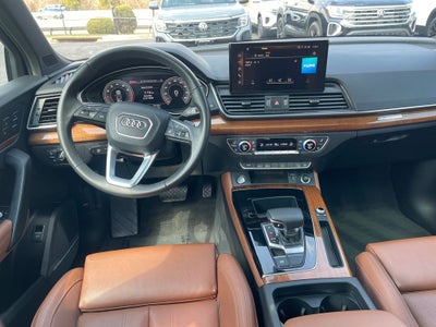 2023 Audi Q5 45 S line Premium quattro