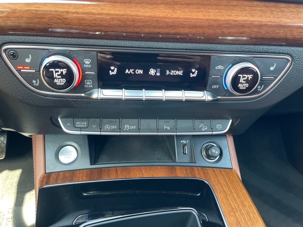 2023 Audi Q5 45 S line Premium quattro