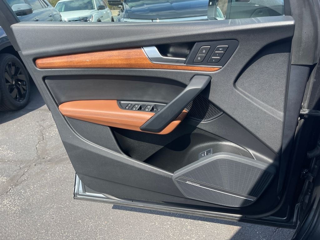 2023 Audi Q5 45 S line Premium quattro